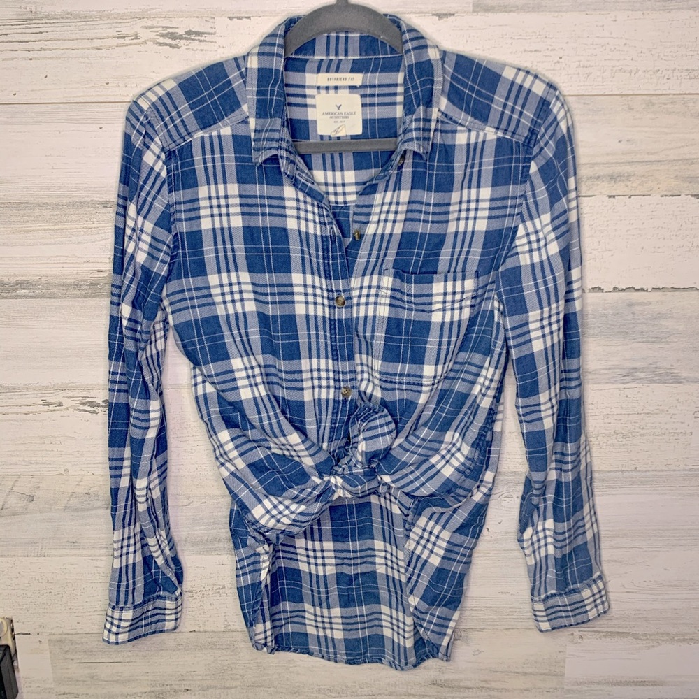 American Eagle Outfitters blue flannel